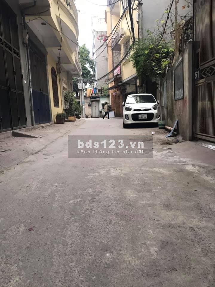 Con đi du học, cần bán gấp nhà ngay hồ Ba Mẫu, trung tâm Đống Đa