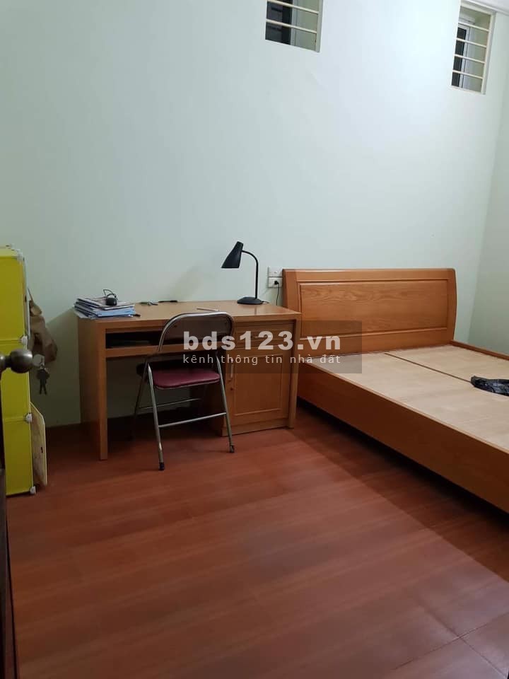 Gần 100 triệu/m2, trung tâm Quận Hai Bà Trưng, gần phố dt 62m2, 4 tầng ô chờ thang máy