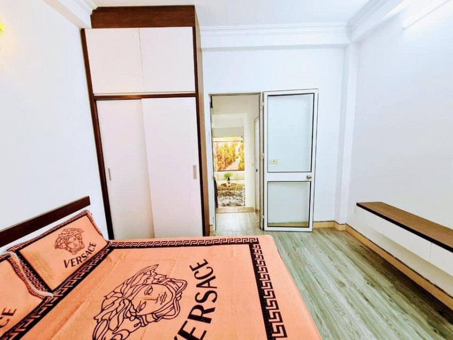 Bán nhà Đa Sỹ Hà Đông diện tích 40m2, 4 tầng 4 phòng ngủ, ô tô đỗ cửa giá chỉ nhỉnh 3 tỷ