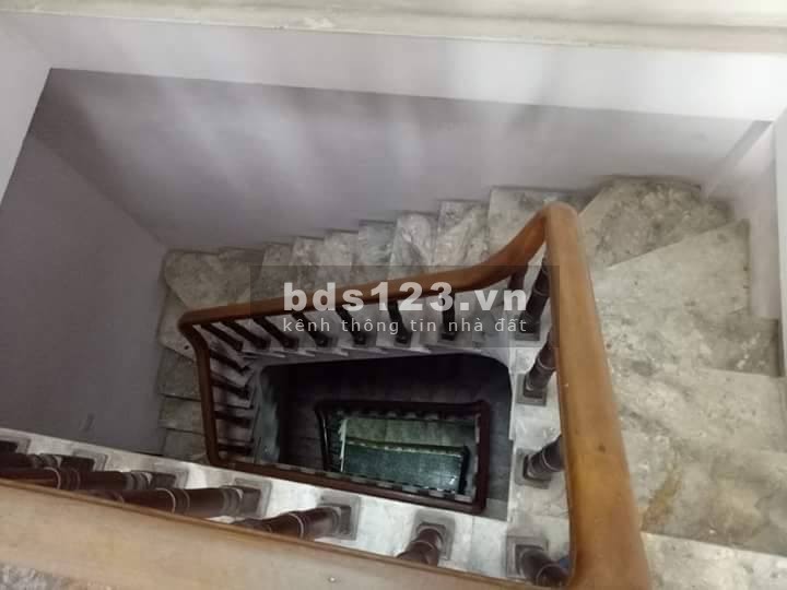 Siêu hót bán nhà Bạch Mai diện tích 35m2, ngõ rộng thông thoáng, 4 tầng giá bán 2.45 tỷ