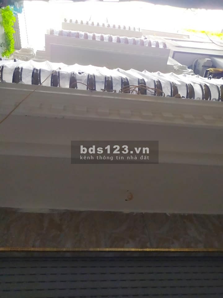 Bán nhà nguyên căn Khương Đình diện tích sử dụng 45m2, 5 tầng, giá bán 5.4 tỷ