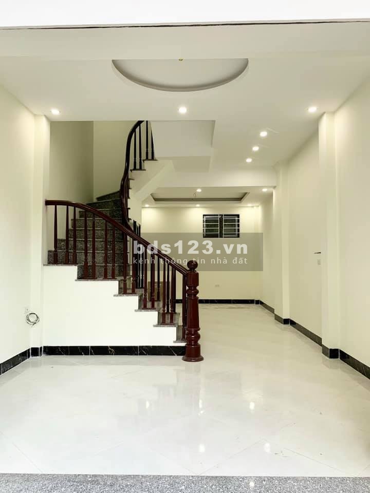 Dịch Dã lại là cơ hội Vàng để mua nhà giá rẻ 5 Tầng mới xây cực đẹp Ô Tô đỗ cổng ở Vân Canh-Hoài Đức