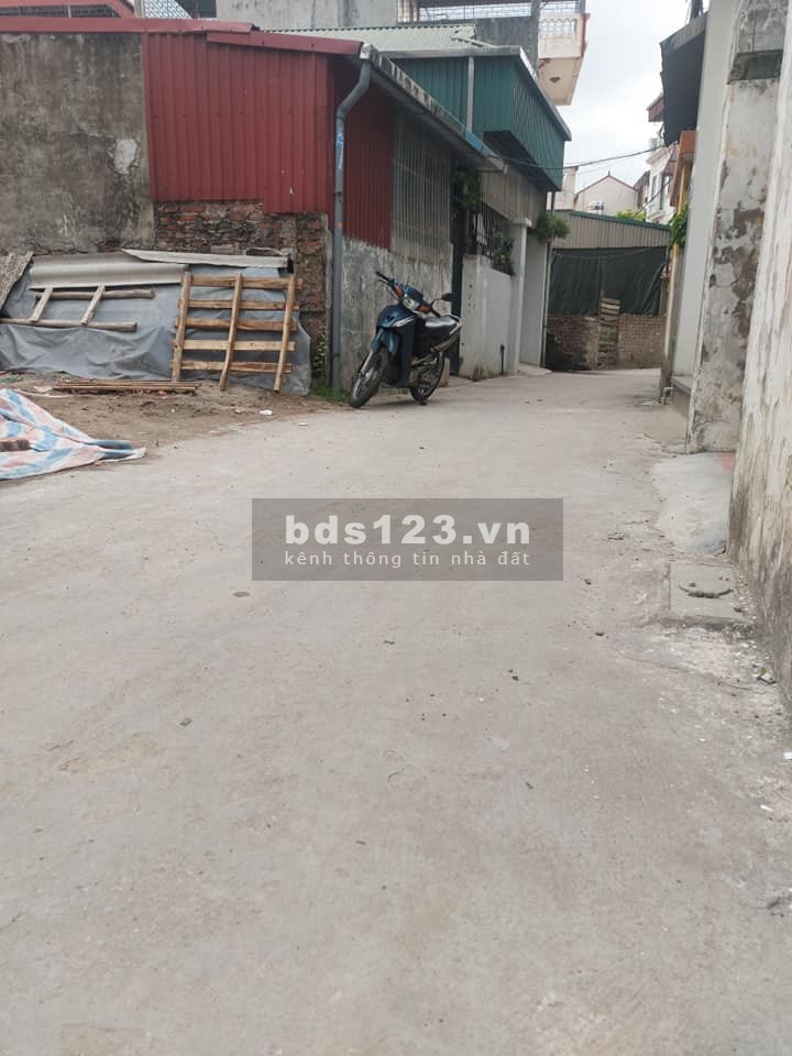 Bán đất phân lô phố Đức Giang, Long Biên, ô tô vào, diện tích 54m2, giá bán nhanh 3.3 tỷ