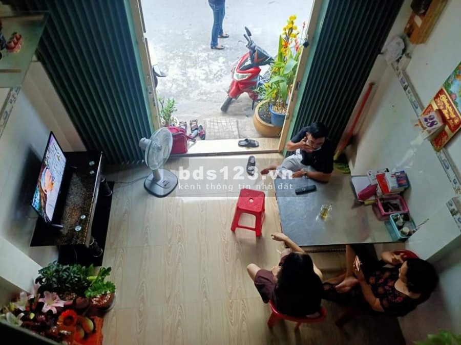 Nhà mặt tiền kinh doanh đường Sơn Kỳ. Tân Phú giá bán 3,7 tỷ, hẻm xe hơi tránh, không ô nhiễm