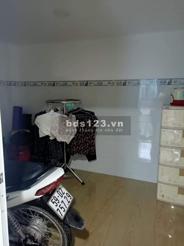 Nhà mặt tiền kinh doanh đường Sơn Kỳ. Tân Phú giá bán 3,7 tỷ, hẻm xe hơi tránh, không ô nhiễm