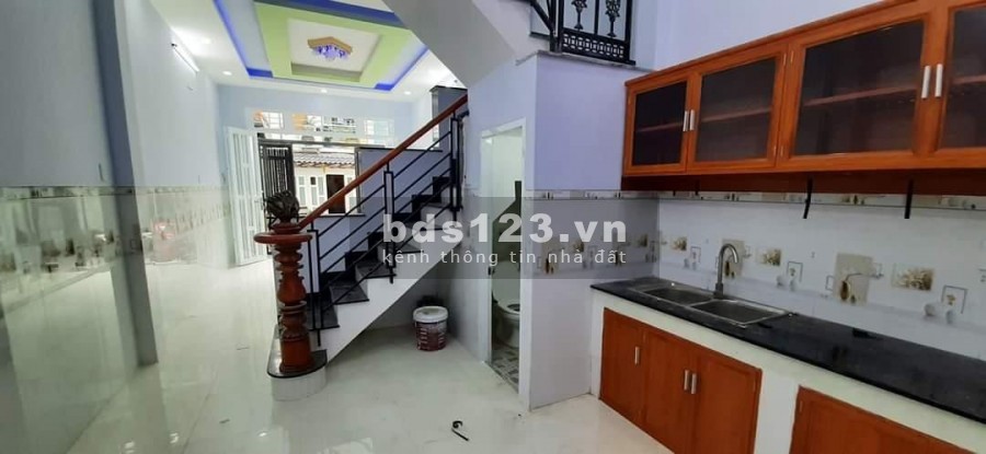Cần tiền bán gấp nhà Lê Trực quận Bình Thạnh 78m2 1trệt 1lầu giá 5tỷ700