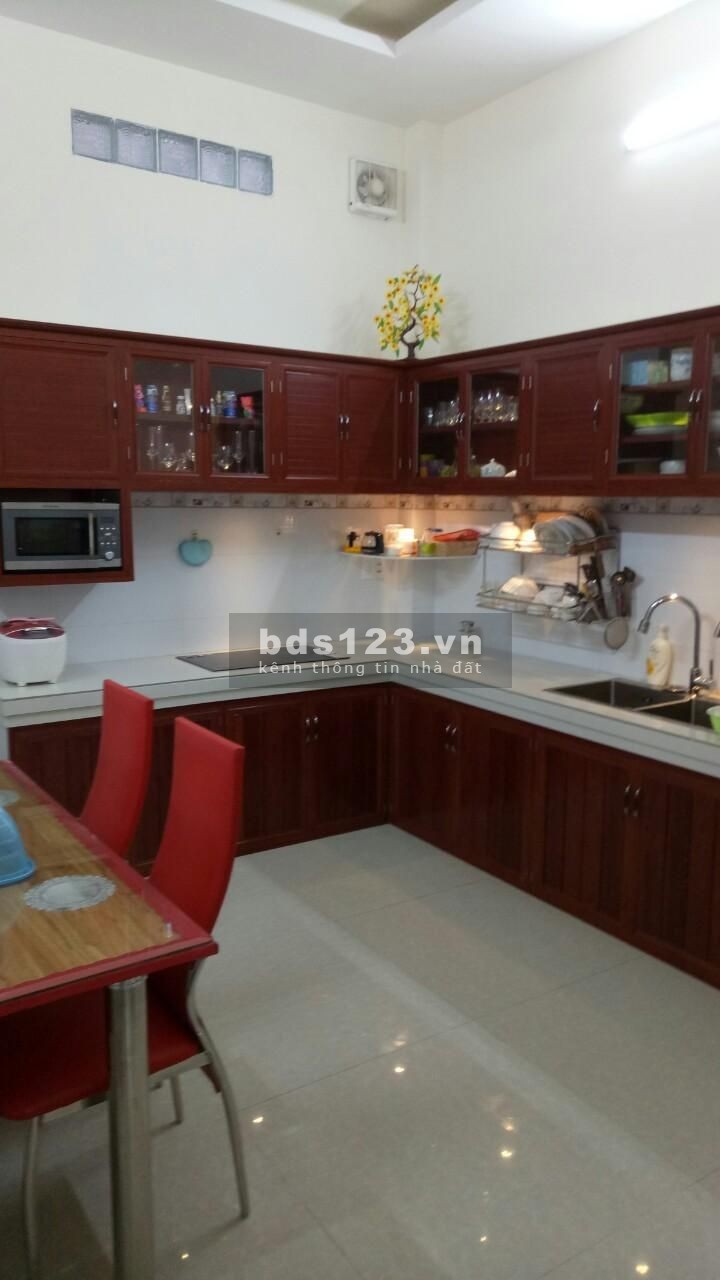Bán nhà đẹp ở ngay đường Lê Quang Định quận Bình Thạnh 80m2 2tầng giá 5tỷ800