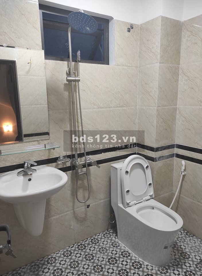 Dịch Dã lại là cơ hội Vàng để mua nhà giá rẻ 5 Tầng mới xây cực đẹp Ô Tô đỗ cổng ở Vân Canh-Hoài Đức