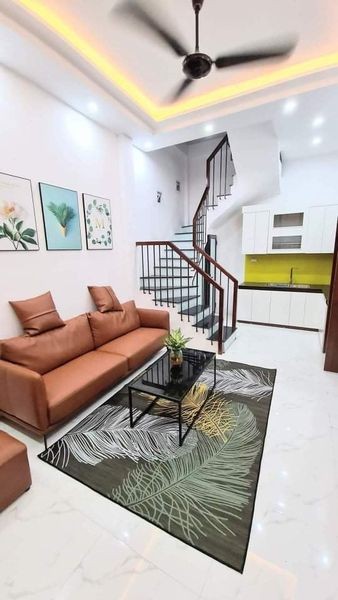 Nhà Tạ Quang Bửu Có 102 Quận Hai Bà Trưng Đẹp Rẻ Chất diện tích sử dụng 40m2, giá 3.9 Tỷ