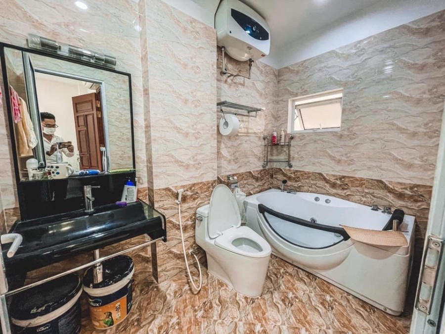 Bán nhà mặt phố Vũ Trọng Phụng đường mới 66m2, 5 tầng, mt4.8m, giá 26 tỷ.