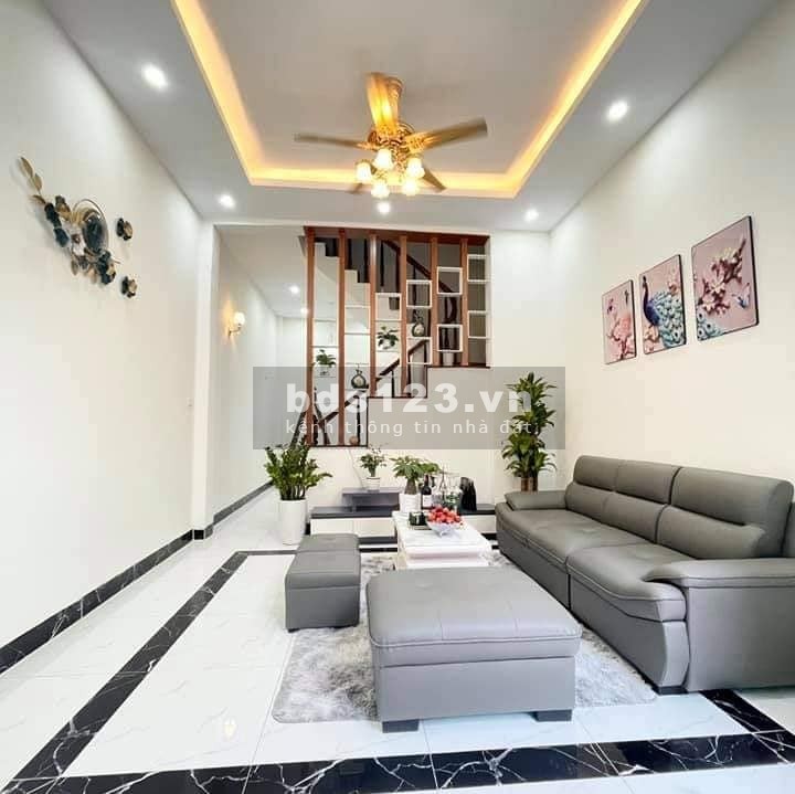 Ngõ To Như Phố Kinh Doanh Thuận Tiện Phố Võ Thị Sáu diện tích 49m2 Mt 4.5m Giá 5.5 Tỷ