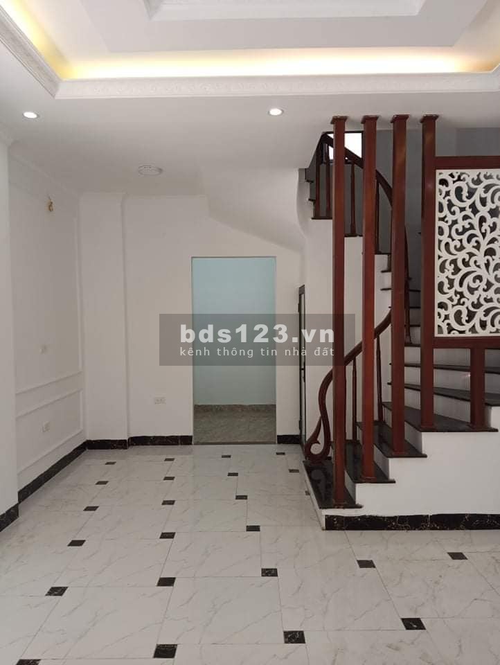 Bán nhà Bạch Mai trung tâm Quận Hai Bà Trung, sổ đẹp chính chủ, lh 0981663442