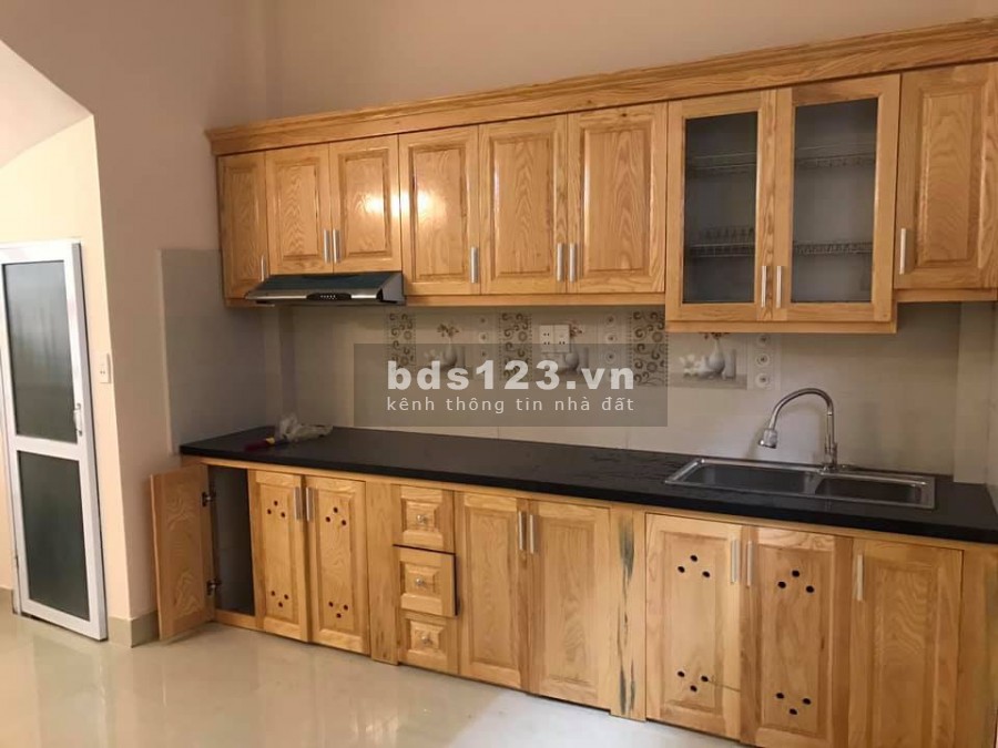 Chỉ 4 tỷ nhà đẹp diện tích 68m2 4 tầng mặt tiền 4.5m ngõ thông, ôtô 10m Nguyễn Thái Học