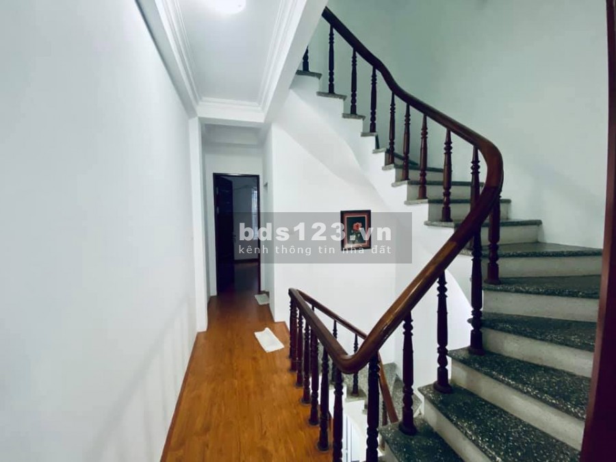 Bán nhà An Hòa, phân lô ô tô đỗ cửa, diện tích sử dụng 43m2 đúc 4 tầng, giá bán 3.8 tỷ