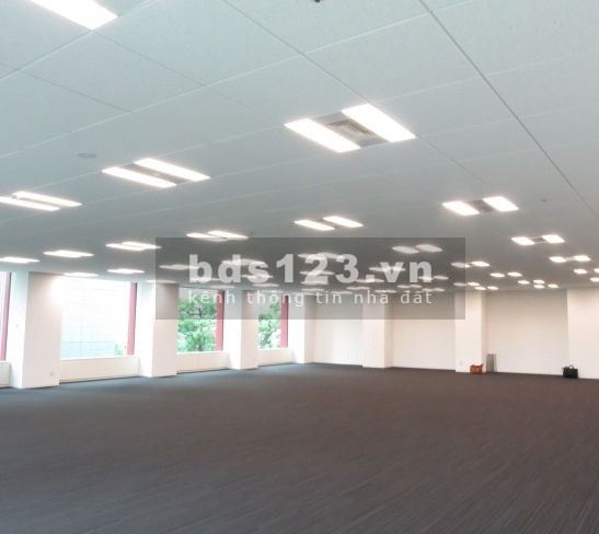 Cho thuê văn phòng mặt phố giảng võ diện tích sử dụng 70m2 sàn, tiện ích đủ, giá tốt
