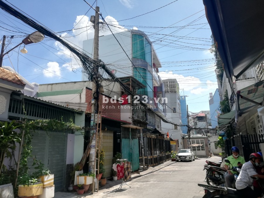 Nhà mặt tiền kinh doanh đường Sơn Kỳ. Tân Phú giá bán 3,7 tỷ, hẻm xe hơi tránh, không ô nhiễm
