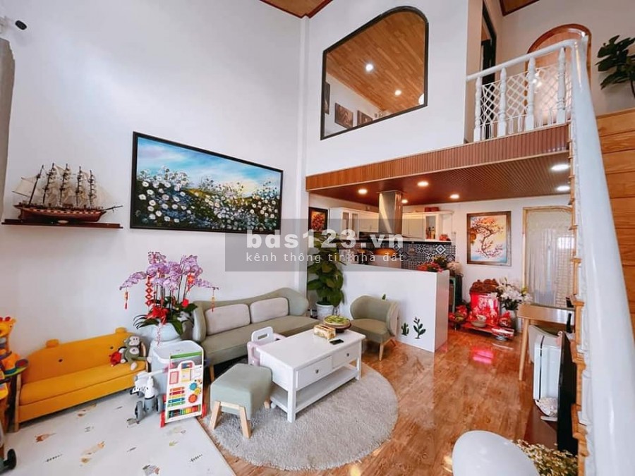 Bán nhà Lê Thị Riêng gần phố Tây Bùi Viện 95m2 giá chỉ 22 tỷ sầm uất nhất Quận 1