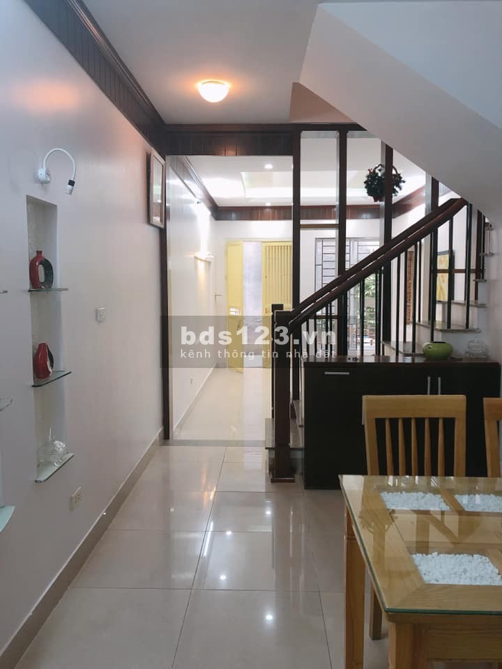 Mảnh đất vàng phố Trần Đại Nghĩa diện tích sử dụng 45m2, 3 tầng, giá bán chỉ 2.3 tỷ