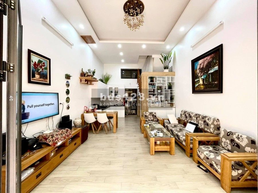 Bán nhà Trần Phú ở ngay, Lô góc khu an sinh đỉnh, diện tích 40m2, 5 tầng, giá bán 3.7 tỷ