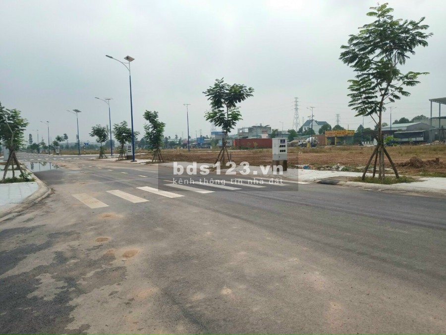 Bán đất phân nền ngay khu công nghiệp huyện Bàu Bàng trên Quốc Lộ 13 lh 0977054097