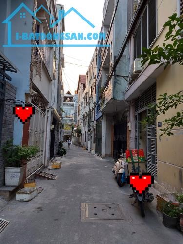 Bán nhà 40m2, 1lầu, sân thượng, giá 3,9 tỷ đường Nhất Chi Mai, P.13, Q.Tân Bình.
