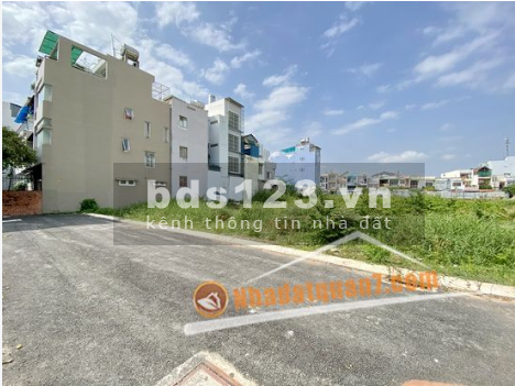 Cần bán 2 lô đất hẻm nhựa 6m khu Kiều Đàm Trần Xuân Soạn, giá 6.8 tỷ, khu hiện hữu