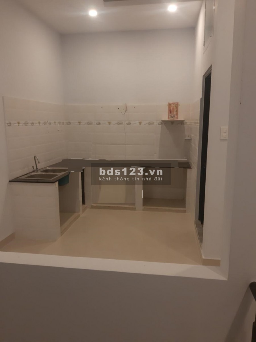 Nhà hẻm xe hơi Vuông Vức, diện tích 4m x 17m vào ở liền chần chờ chi, miễn trung gian