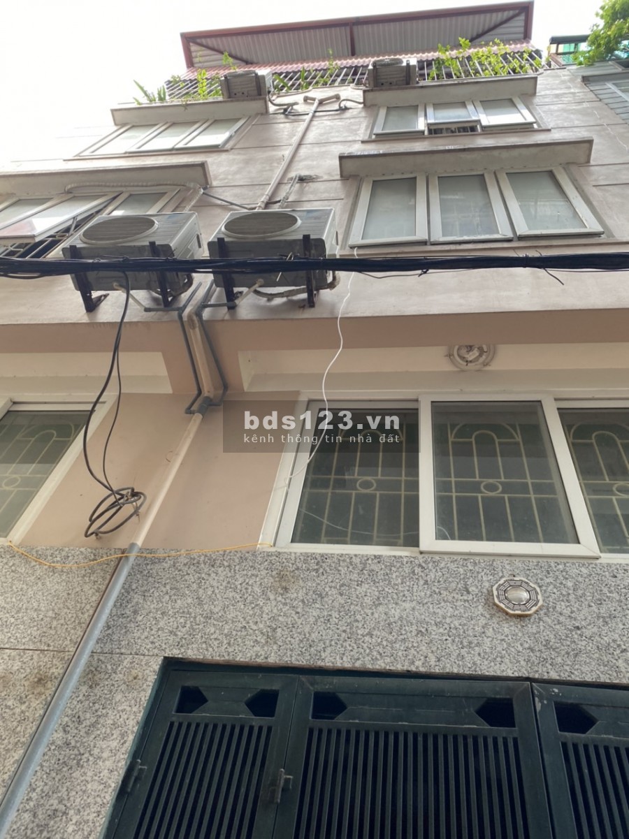 Nhà đẹp Bắc Từ Liêm, nội thất thiết kế, diện tích sử dụng 38m2, mặt tiền 3,5m giá bán 3,5 tỷ