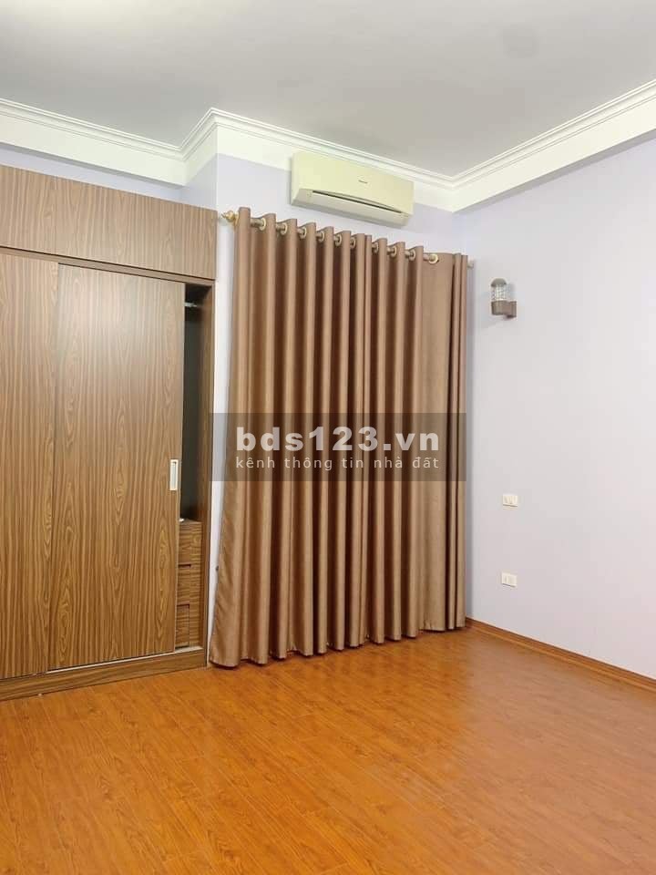 Bán nhà Phú Đô diện tích 40m2 xây 5 tầng, oto gần nhà kinh doanh tấp nập giá 3,65 tỷ