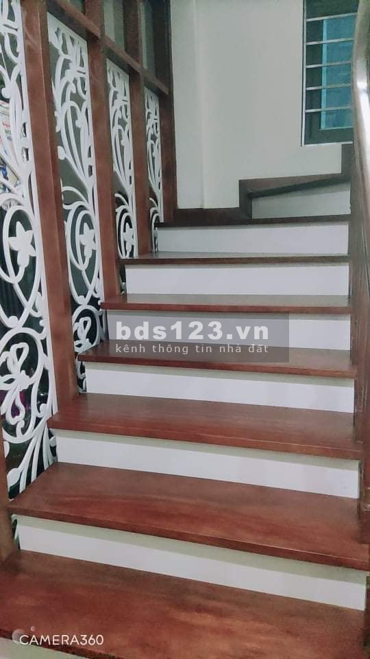 Bán nhà nguyên căn Lê Lợi, Quận Hà Đông ba gác tránh xe máy, diện tích 35m² giá bán 2.5 tỷ