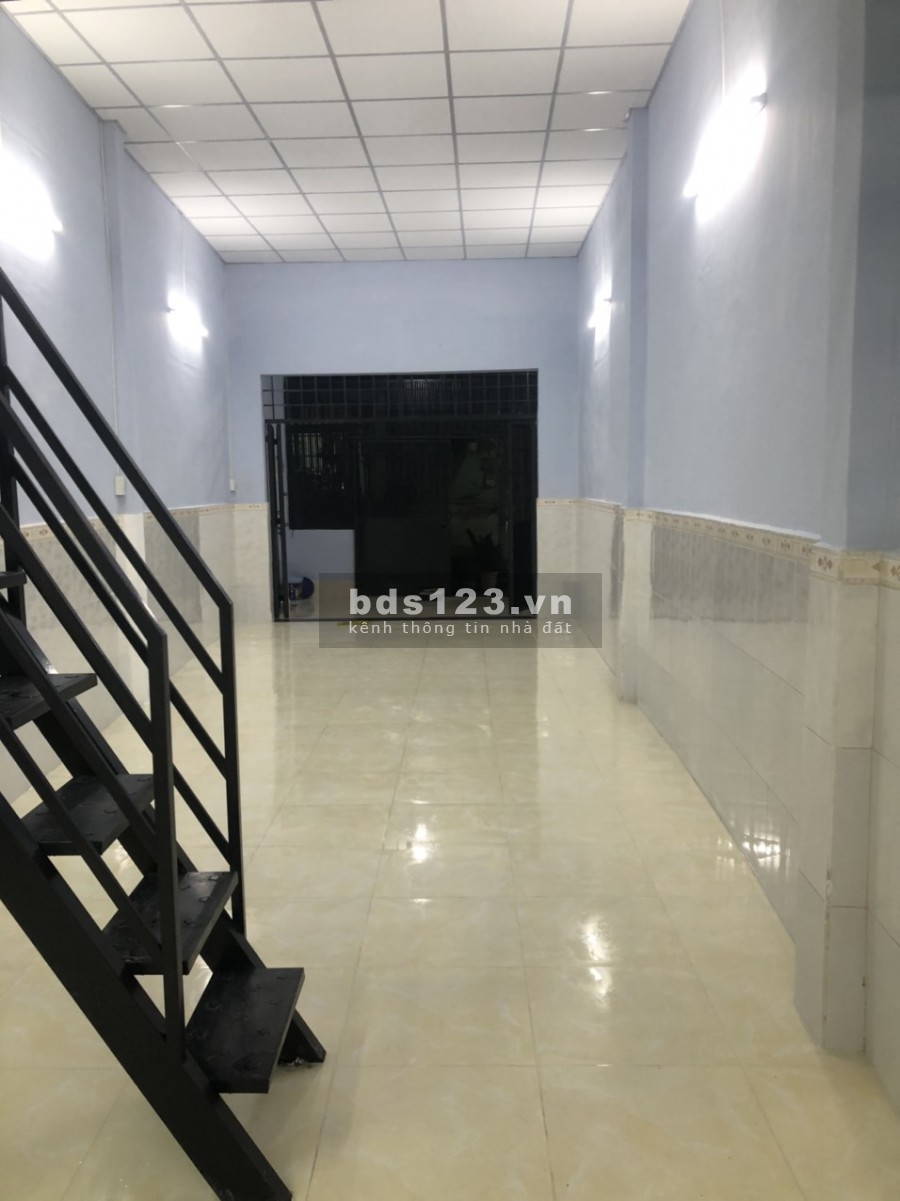 Cho thuê nhà hẻm Quang Trung, P10, Gò Vấp, rộng 4x15m, 1 trệt, 1 lửng, giá 6 triệu/tháng