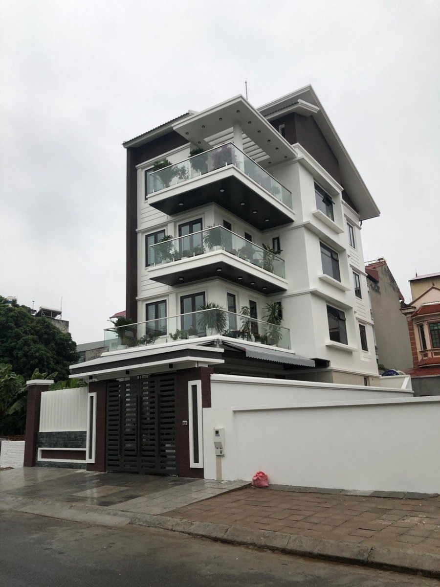 Chính Chủ Cần Sang Tên Biệt Thự Cao Cấp tại Long Biên, Hà Nội DT. 650m2 GIÁ TỐT.