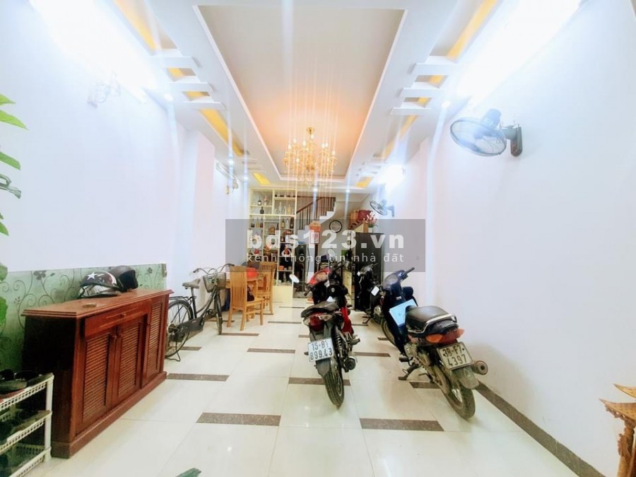 Gara Ô to gần phố nhà mới siêu đẹp Tặng Full Nội Thất diện tích sử dụng 41m2, gía bán 4,35 tỷ