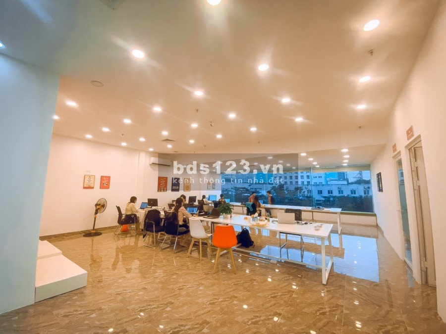 Cho thuê sàn thương mại giá Covid chỉ 8$/m2/tháng với diện tích 190m2 tại chung cư HVQP