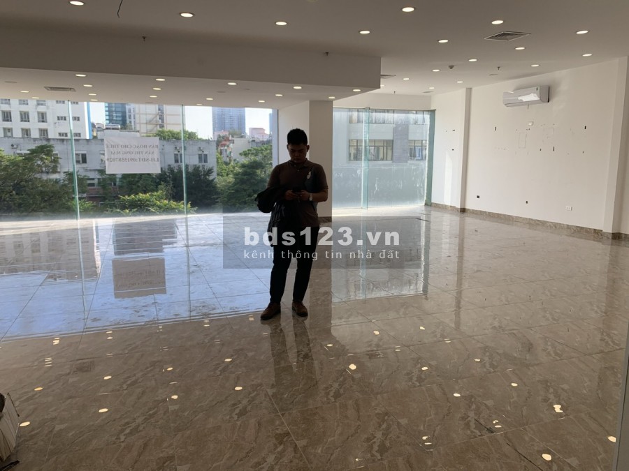 Cho thuê sàn thương mại giá Covid chỉ 8$/m2/tháng với diện tích 190m2 tại chung cư HVQP