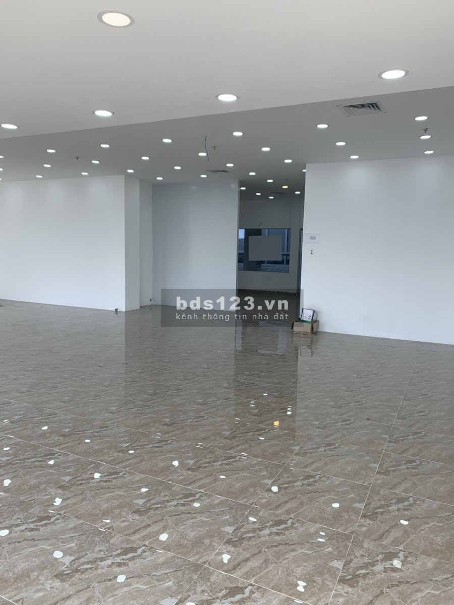 Cho thuê sàn thương mại giá Covid chỉ 8$/m2/tháng với diện tích 190m2 tại chung cư HVQP