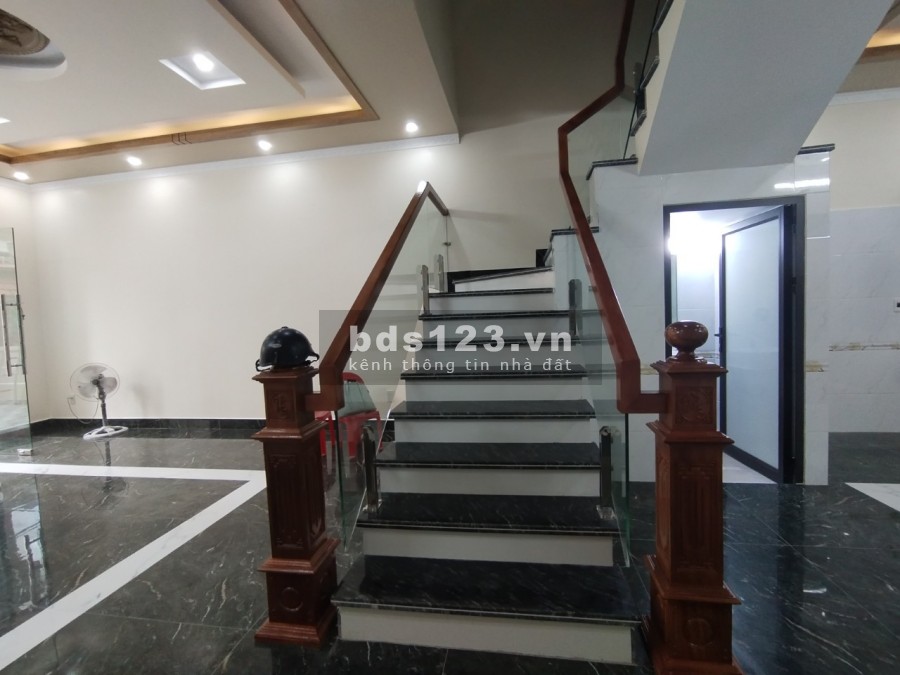 Siêu phẩm Nhà Hoàng Quý, Lê Chân 4 tầng diện tích sử dụng 87m2, xây mới giá 5,25 tỷ