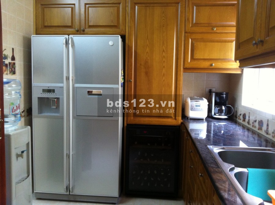 Bán BT 3 tầng 325m2, mặt tiền 15m, tại đường Hoa Bằng Lăng, KĐT Quang Minh - LH 0973781843 Ánh.
