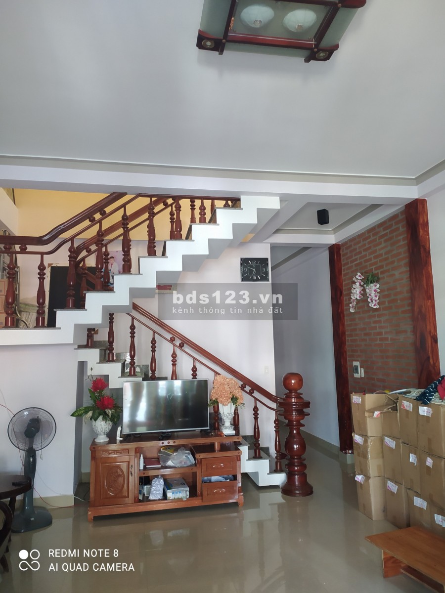 Bán nhà 2 tầng xóm 3 Dưỡng Mong giá chỉ 2.9xx tỷ, thương lượng Hotline: 0777937251