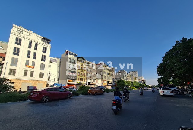 Bán 1200m2 thổ cư mặt phố Hồng Tiến trục đường Vip nhất Quận Long Biên, pháp lí đủ