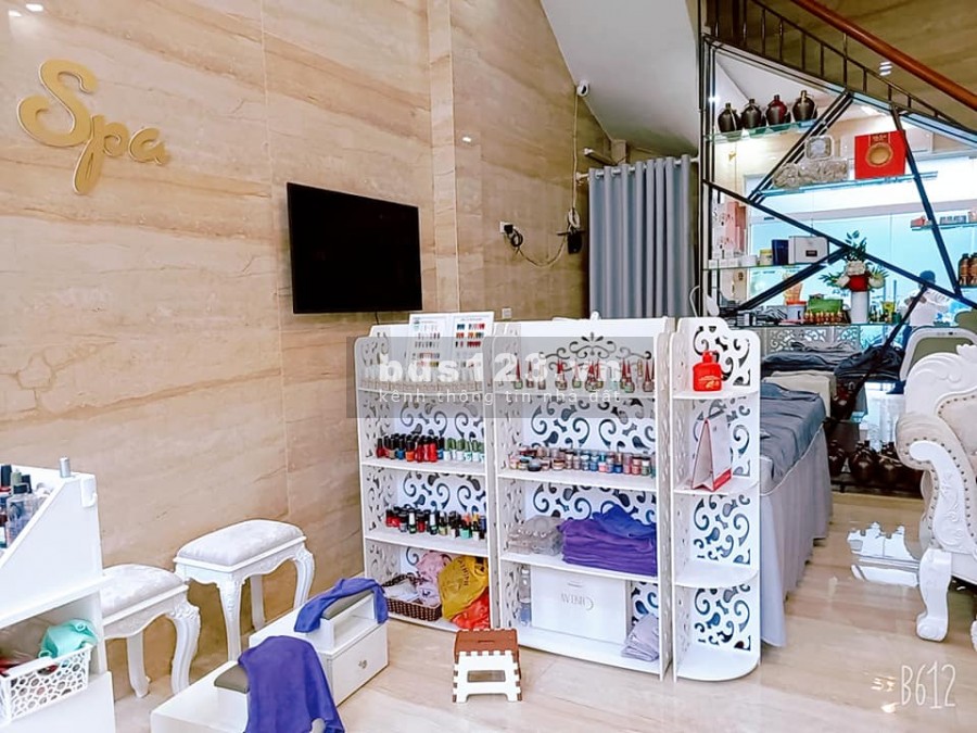 Cực hiếm nhà Kim Mã tiện kinh doanh ô tô vào nhà diện tích 35m2 giá 6 tỷ thương lượng