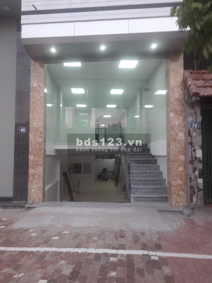 Đàm Quang Trung, Long Biên, mặt phố ngay góc văn phong kinh doanh, dt 80m2, 6 tầng, mt 4m