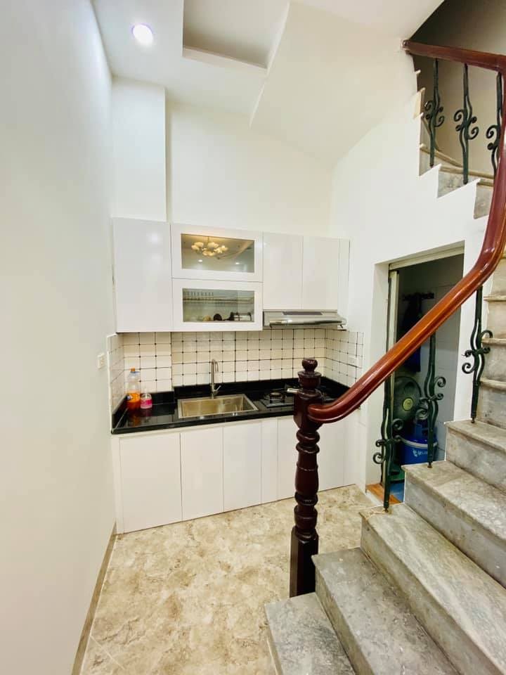 Bán nhà phố Quan Nhân, diện tích 45m2, 5 tầng, mt 4m, thoáng đãng, gần phố, giá 2.9 tỷ