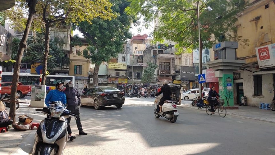 Mặt phố Thái Phiên Vincom Bà Triệu diện tích 42m2, 7 tầng, thang máy, sổ đỏ chính chủ
