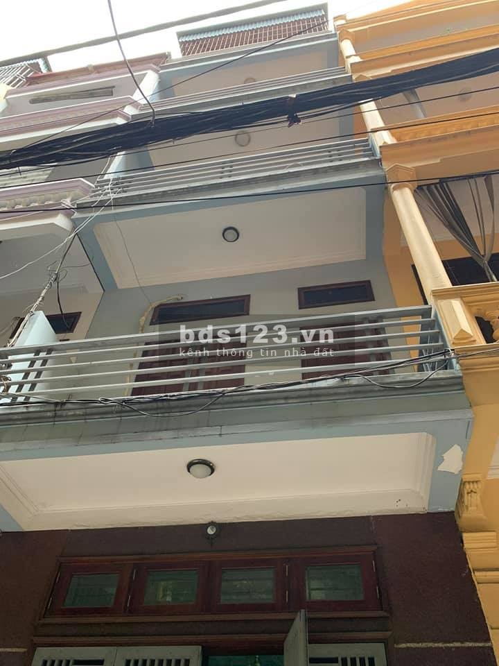 Bán nhà Võ Chí Công 2 mặt thoáng, đường rộng nội thất 5 sao ở luôn giá bán chỉ 3.6 tỷ