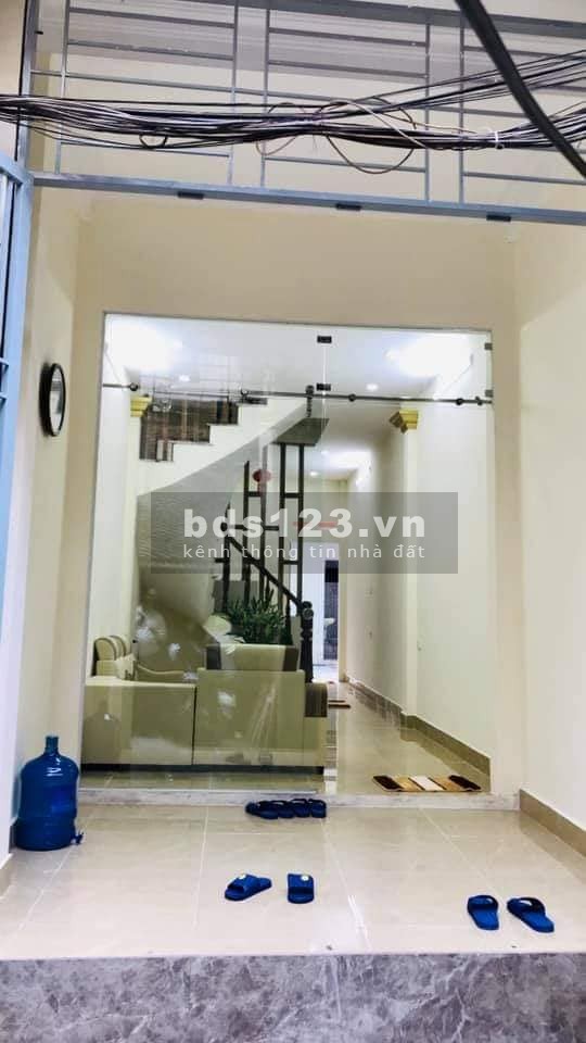 Nhà đẹp Văn Quán, Quận Hà Đông, đúc kiên cố 3 tầng, diện tích sử dụng 55m2, chỉ 3.65 tỷ.