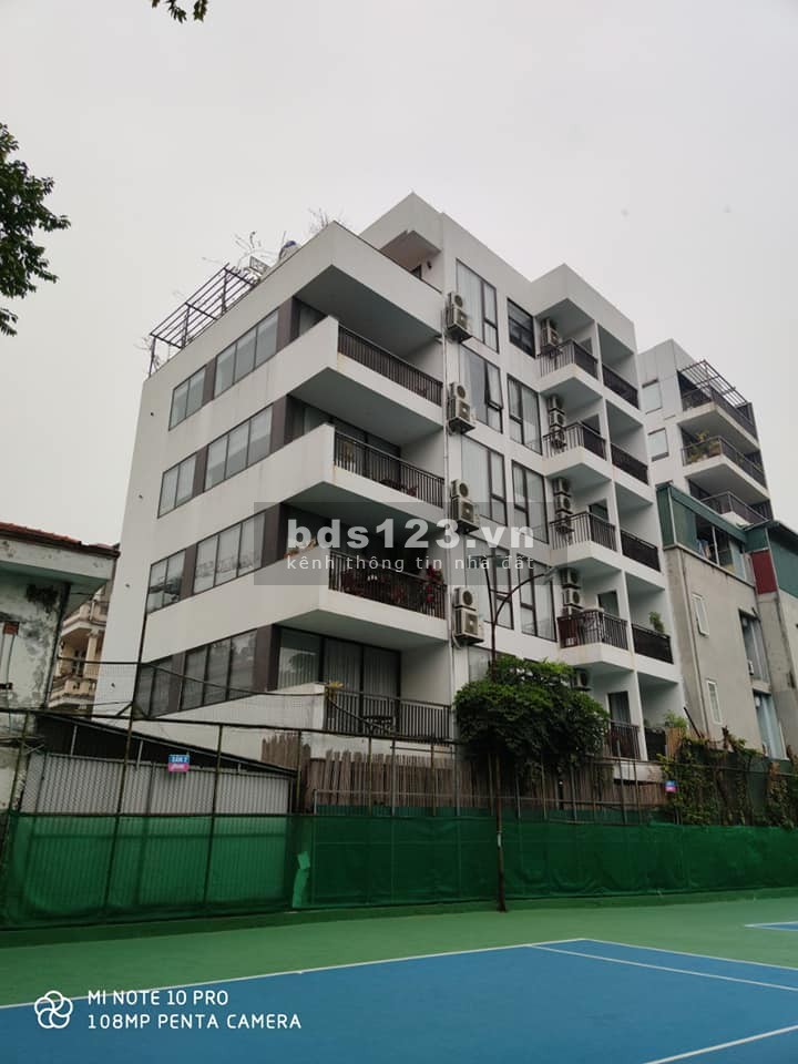 Tòa Apartment mặt phố đường Tây Hồ Quảng An View Hồ Tây diện tích 193m2, giá bán 73 tỷ