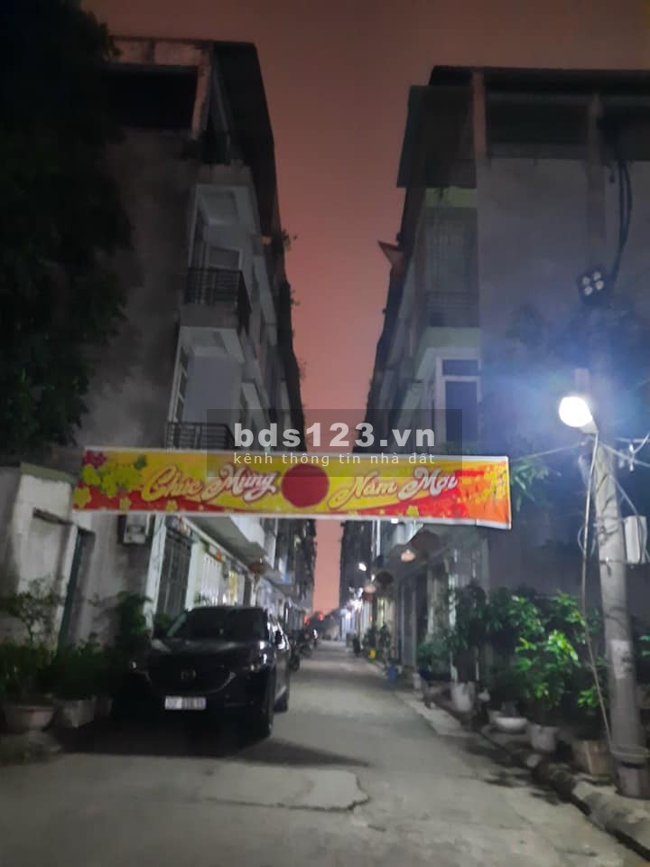 Bán nhà Lê Trọng Tấn, Hà Đông, dt 44m2, 4 tầng, phân lô, ô tô tránh, cạnh Park City