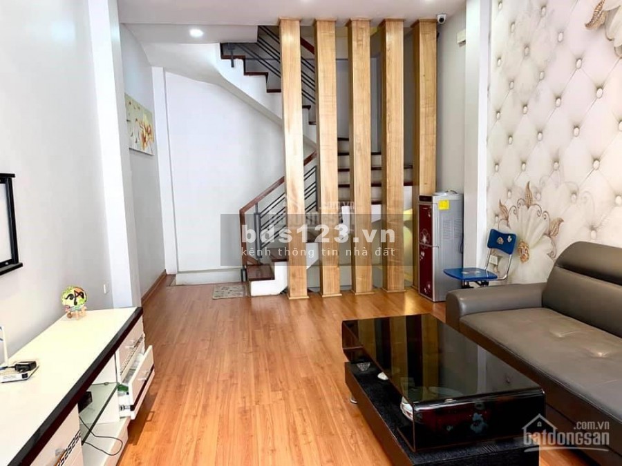 Cần bán Nhà Đẹp đất vàng đường 19/5 Văn Quán, 33m2, 4…