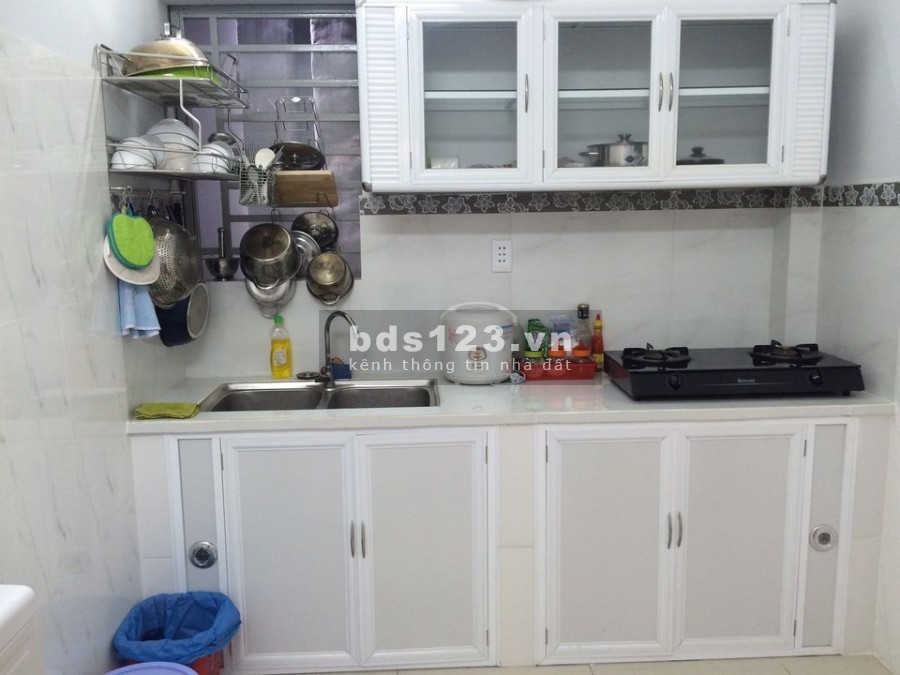 Bán nhà Nguyên Hồng, nội thất cất ngay tại nhà diện tích sử dụng 40m2 giá bán 3.9 tỷ
